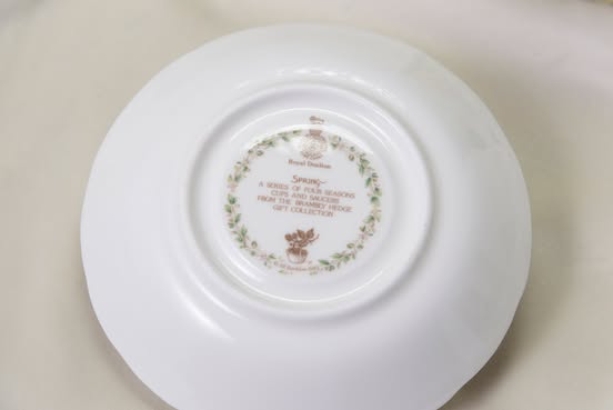 イギリス 1980年代 磁器 Royal Doulton ロイヤル ドルトン